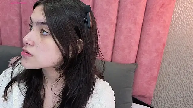 Snapshot of Alexa_Thaylor_ chatting on March 5, 2026, 4:03 pm Alexa Thaylor online show from March 5, 2026, 4:03 pm