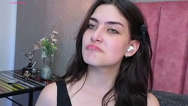 Snapshot of Alexa_Thaylor_ chatting on March 9, 2026, 3:59 pm Alexa Thaylor online show from March 9, 2026, 3:59 pm