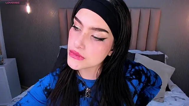 Snapshot of Alexa_Thaylor_ chatting on March 19, 2025, 8:54 pm Alexa Thaylor online show from March 19, 2025, 8:54 pm