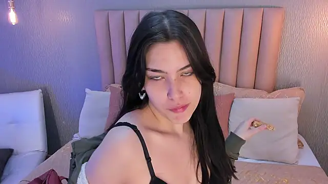 Snapshot of Alexa_Thaylor_ chatting on September 30, 2025, 3:29 pm Alexa Thaylor online show from September 30, 2025, 3:29 pm