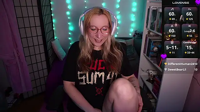 JustKerry online show from October 22, 2025, 8:36 am