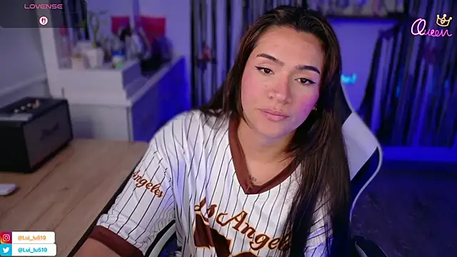 Snapshot of ImLui_lu chatting on April 13, 2026, 11:31 pm ImLui lu online show from April 13, 2026, 11:31 pm