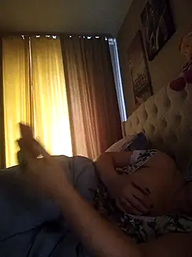 Snapshot of ROXOLANAA_SEXY chatting on October 21, 2025, 8:25 am ROXOLANAA SEXY online show from October 21, 2025, 8:25 am