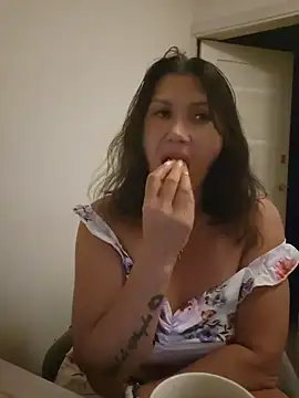 ROXOLANAA SEXY online show from June 17, 2026, 8:19 pm