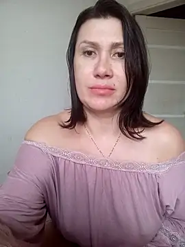 ROXOLANAA SEXY online show from April 2, 2026, 5:03 am