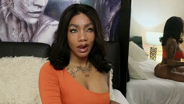 Snapshot of emely_brandon chatting on September 22, 2025, 8:31 am emely brandon online show from September 22, 2025, 8:31 am