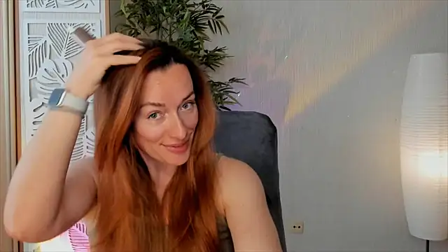 RebeccaMartinez online show from May 10, 2026, 7:01 am