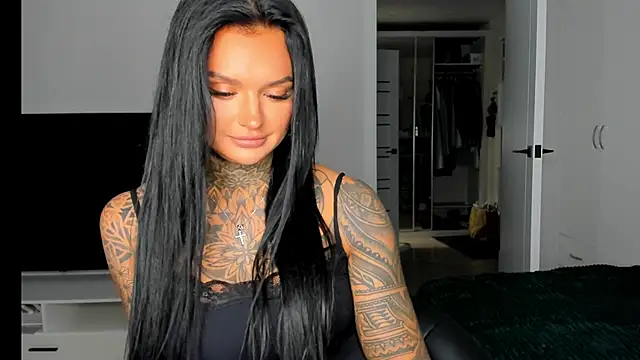 Snapshot of pantera_flashh chatting on September 23, 2025, 11:34 pm pantera flashh online show from September 23, 2025, 11:34 pm