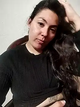 Snapshot of katha_steele_ chatting on October 15, 2025, 1:52 pm katha steele online show from October 15, 2025, 1:52 pm