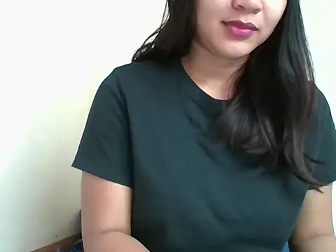 Snapshot of _smiling4u_ chatting on March 24, 2026, 2:33 am smiling4u online show from March 24, 2026, 2:33 am