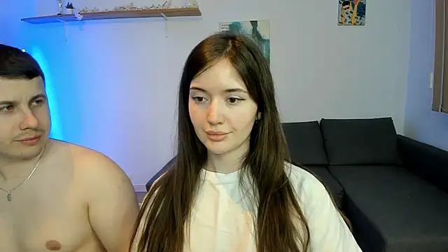 PollyFlame online show from April 2, 2026, 8:37 pm