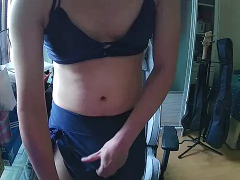 swimsuitloves online show from September 28, 2025, 2:29 am