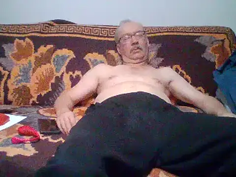 Snapshot of cumloverboyxx69 chatting on February 19, 2025, 10:31 pm cumloverboyxx69 online show from February 19, 2025, 10:31 pm