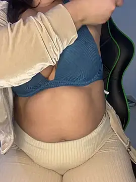 Snapshot of Maria-cuty chatting on February 13, 2026, 10:43 pm Maria-cuty online show from February 13, 2026, 10:43 pm