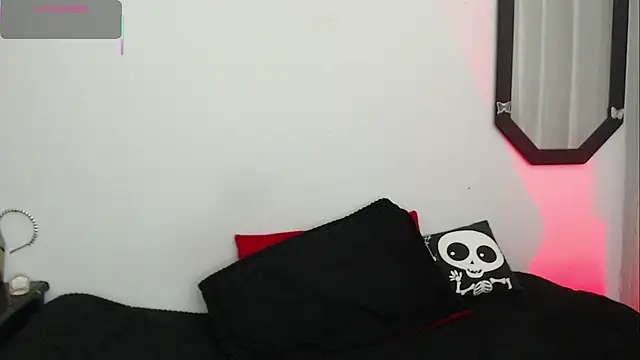 Snapshot of Amy_Aloqua chatting on November 15, 2025, 3:38 pm Amy Aloqua online show from November 15, 2025, 3:38 pm