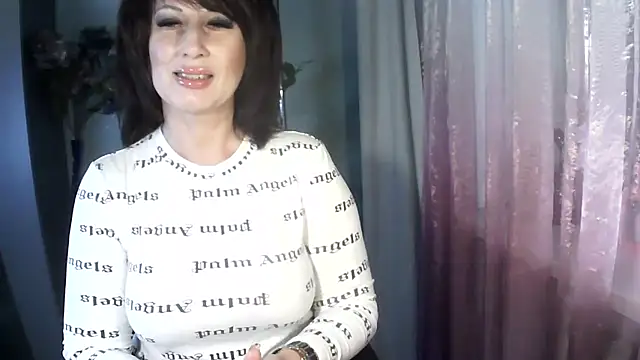 Faraira17 online show from April 25, 2026, 1:52 am