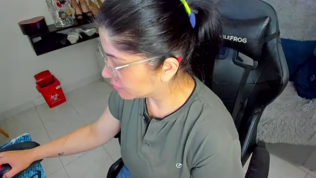 BellaFlaming online show from March 26, 2026, 10:46 am