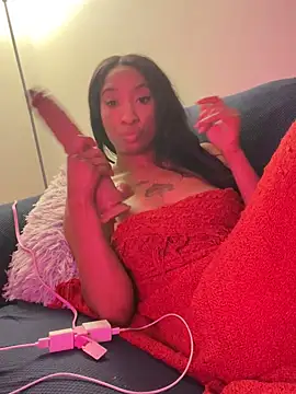 Snapshot of Iceblanca chatting on November 2, 2025, 1:32 am Iceblanca online show from November 2, 2025, 1:32 am