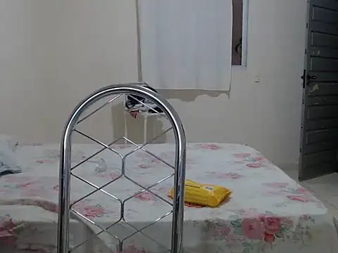 Snapshot of -Marivalda- chatting on September 9, 2025, 8:35 am -Marivalda- online show from September 9, 2025, 8:35 am