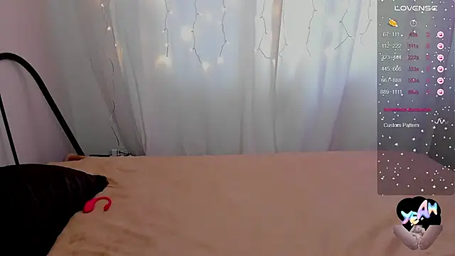 Snapshot of Talla_a chatting on November 24, 2025, 9:09 am Talla a online show from November 24, 2025, 9:09 am