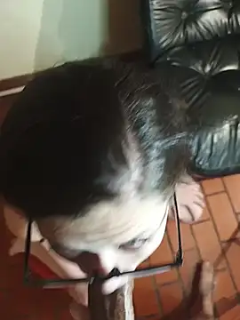 AmazingFuckCam online show from April 4, 2026, 12:17 am