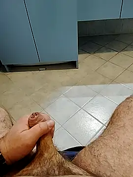 Snapshot of orsettoCum chatting on February 9, 2026, 9:13 pm orsettoCum online show from February 9, 2026, 9:13 pm