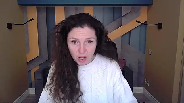 EllaLong online show from January 8, 2026, 12:33 pm