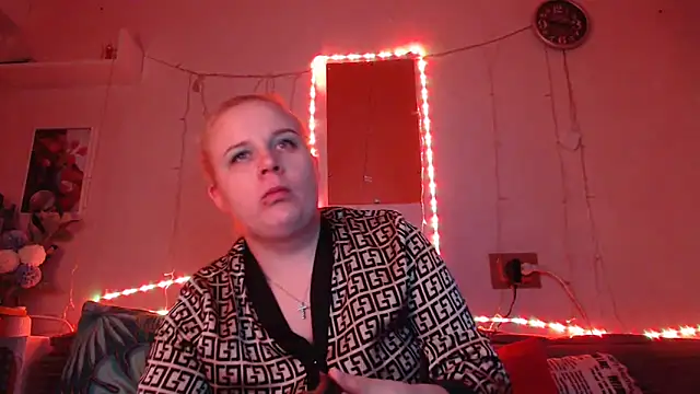 Karolina love  online show from January 9, 2025, 11:34 pm