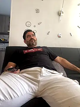 Snapshot of Maxi_TheBigDaddy chatting on November 22, 2025, 5:34 pm Maxi TheBigDaddy online show from November 22, 2025, 5:34 pm