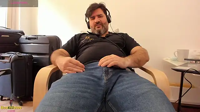 Snapshot of Maxi_TheBigDaddy chatting on January 28, 2025, 10:56 am Maxi TheBigDaddy online show from January 28, 2025, 10:56 am