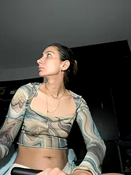 Snapshot of DanikRosse chatting on September 27, 2025, 4:07 am DanikRosse online show from September 27, 2025, 4:07 am