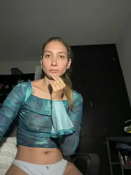 Snapshot of DanikRosse chatting on March 3, 2025, 3:49 am DanikRosse online show from March 3, 2025, 3:49 am