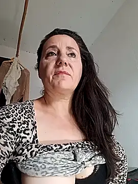 HAIRY PUSSY BIG online show from October 31, 2025, 2:13 pm