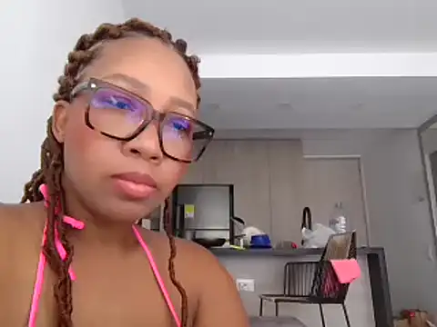 Snapshot of megan-hotxx chatting on March 21, 2026, 1:26 pm megan-hotxx online show from March 21, 2026, 1:26 pm