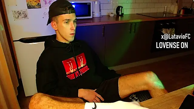 Midnighter  online show from September 22, 2025, 8:04 pm