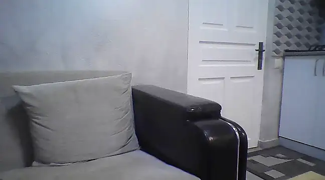 Snapshot of WildScorpio86 chatting on March 21, 2025, 2:51 pm WildScorpio86 online show from March 21, 2025, 2:51 pm