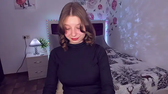 RinaMoore online show from November 23, 2025, 1:43 pm