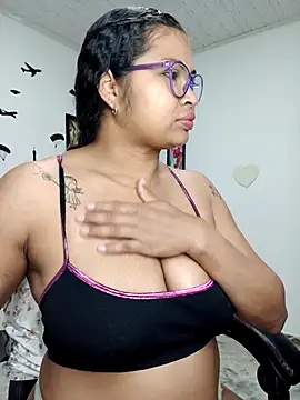 chalohott online show from October 5, 2025, 11:01 am