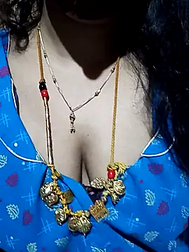 Snapshot of tuttifrutti17 chatting on September 18, 2025, 4:54 pm tuttifrutti17 online show from September 18, 2025, 4:54 pm