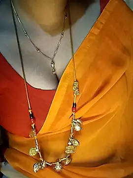 Snapshot of tuttifrutti17 chatting on December 14, 2024, 5:58 pm tuttifrutti17 online show from December 14, 2024, 5:58 pm