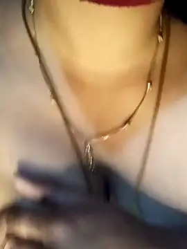 Snapshot of tuttifrutti17 chatting on March 20, 2025, 5:25 pm tuttifrutti17 online show from March 20, 2025, 5:25 pm