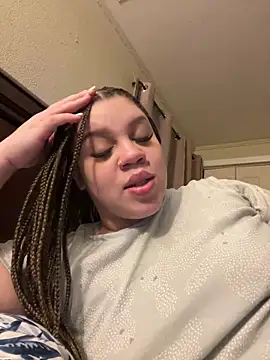 Snapshot of QueenNuttCollector chatting on January 30, 2025, 1:33 am QueenNuttCollector online show from January 30, 2025, 1:33 am