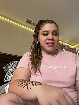 Snapshot of QueenNuttCollector chatting on January 25, 2025, 7:07 pm QueenNuttCollector online show from January 25, 2025, 7:07 pm