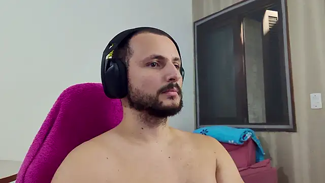 Snapshot of iurytx chatting on February 2, 2026, 8:13 am iurytx online show from February 2, 2026, 8:13 am