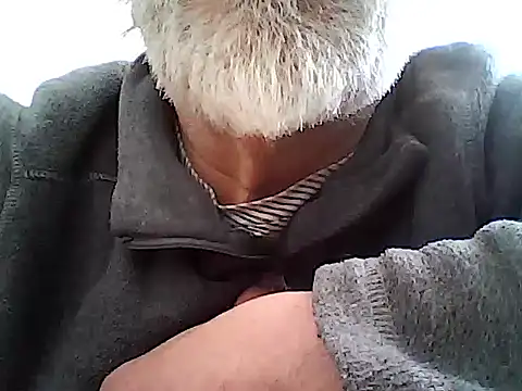 xcimeru online show from March 10, 2026, 2:43 pm