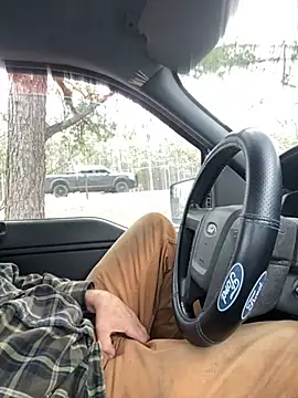 Snapshot of Themechanic420 chatting on March 5, 2025, 1:39 pm Themechanic420 online show from March 5, 2025, 1:39 pm