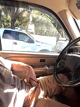 Snapshot of Themechanic420 chatting on October 22, 2025, 5:12 pm Themechanic420 online show from October 22, 2025, 5:12 pm