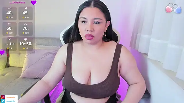 ambar-wells online show from November 15, 2025, 4:33 pm