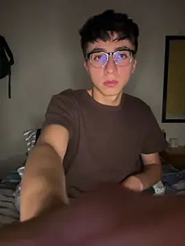 Snapshot of CamiRojas_boy chatting on August 7, 2026, 4:18 am CamiRojas boy online show from August 7, 2026, 4:18 am