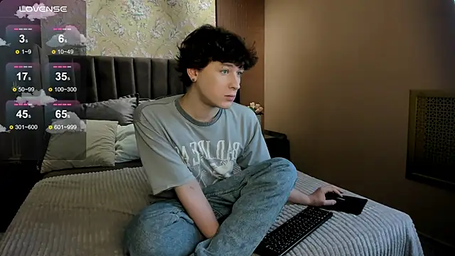 Snapshot of _YummyTony_ chatting on February 25, 2026, 10:15 am YummyTony online show from February 25, 2026, 10:15 am